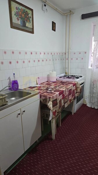 Apartamete 3 camere , decomandat , Aparatorii Patriei